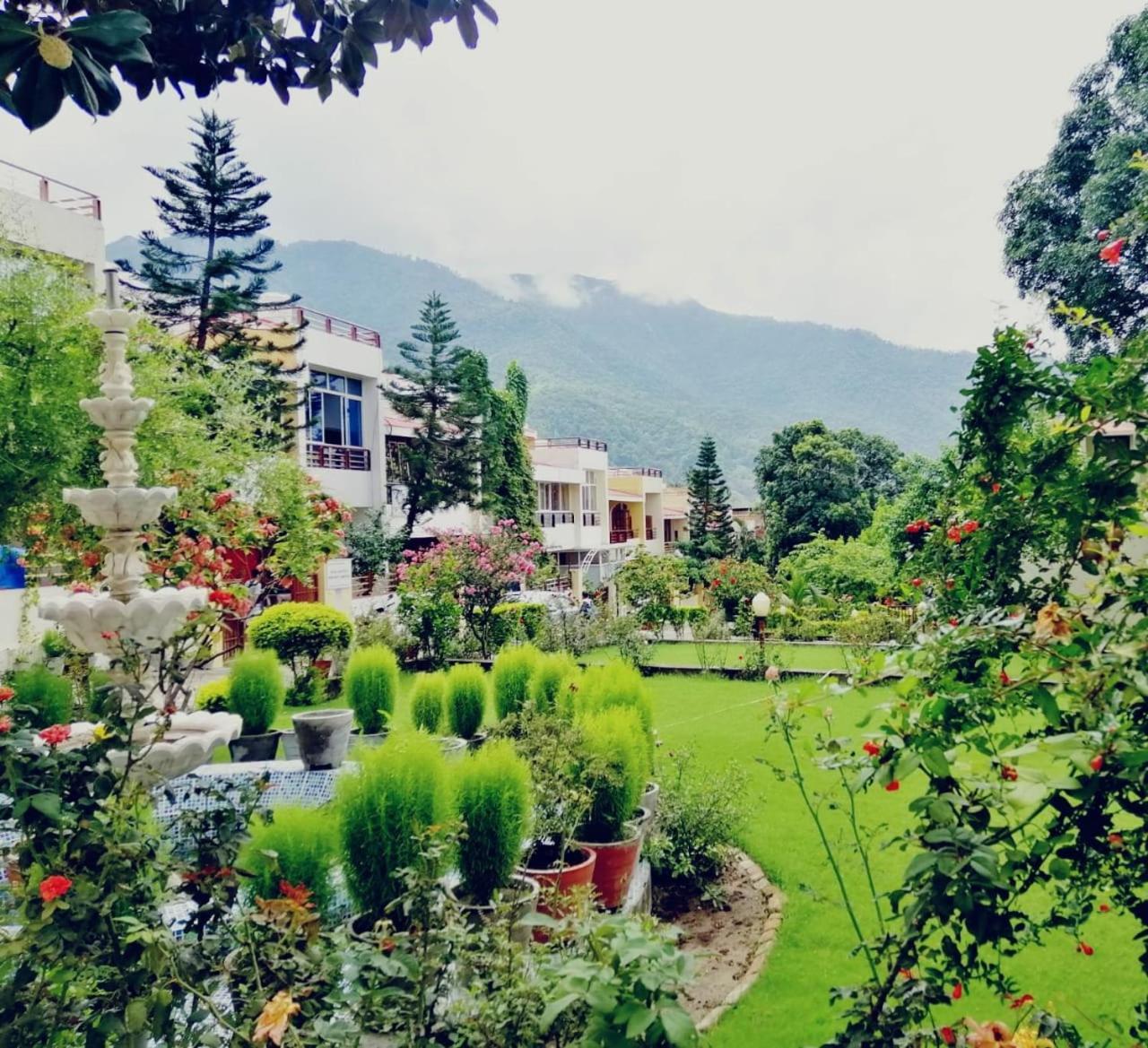 Ganga Vatika Boutique Hotel, Rishīkesh Esterno foto